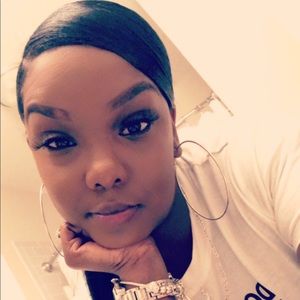 Meet your Posher, Jasmine